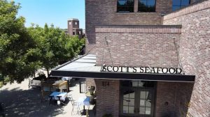 Scott's Seafood Roundhouse